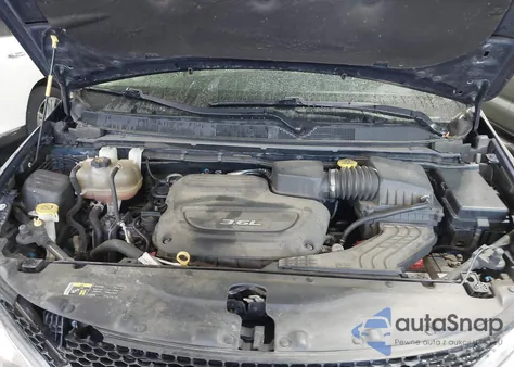 2017 Chrysler Pacifica Touring-L z USA, uszkodzony, nr VIN 2C4RC1BG3HR610765